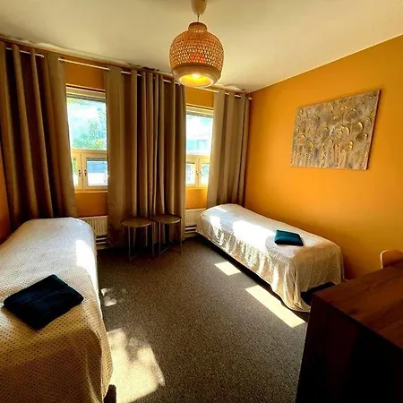 Johanssonin Talo 1849 3*