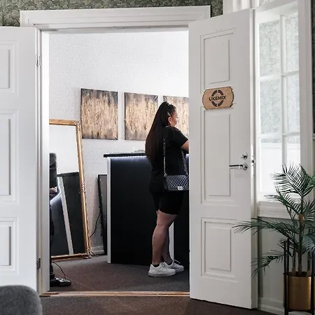 Johanssonin Talo 1849 3*