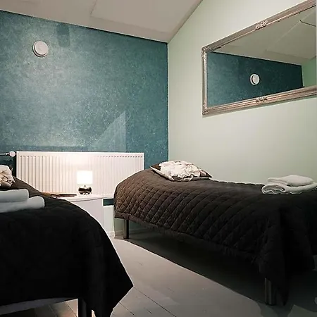 Hotel Johanssonin Talo 1849 3*