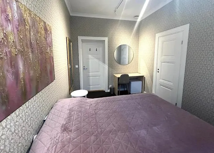 Johanssonin Talo 1849 Отель 3*